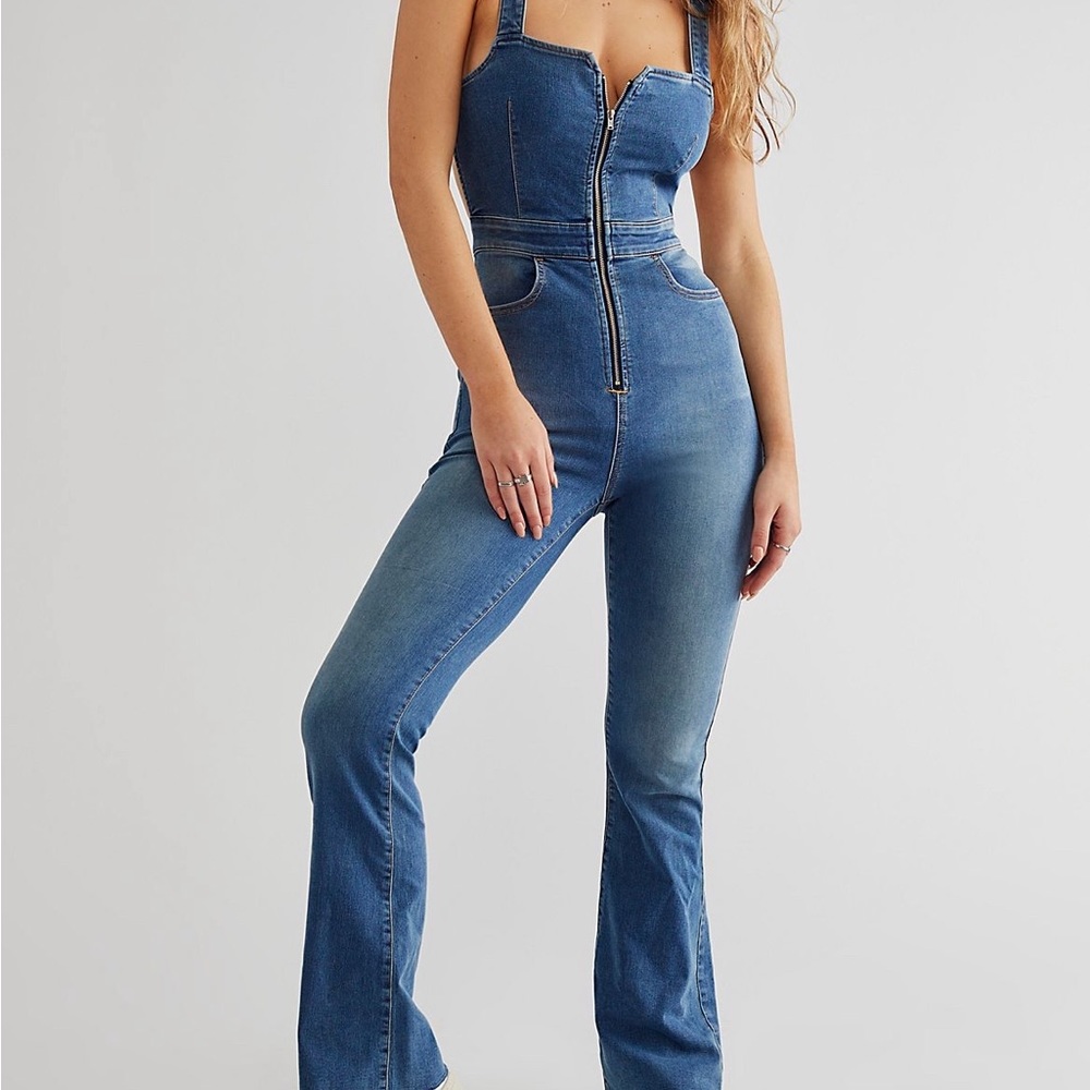 CRVY 2nd ave one piece